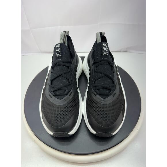 Under Armour GS Phantom 4 Sz 6Y Womens 7.5 Black White Running Shoes 3027709-002 - Picture 3 of 10